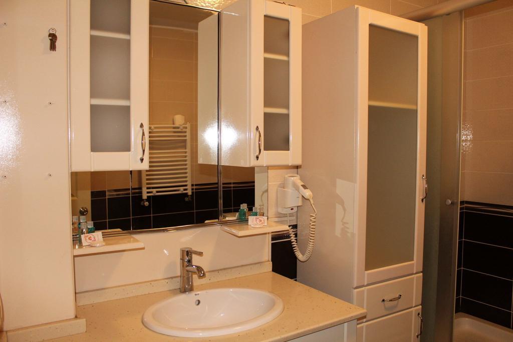 Tuzla Konak Otel 3*